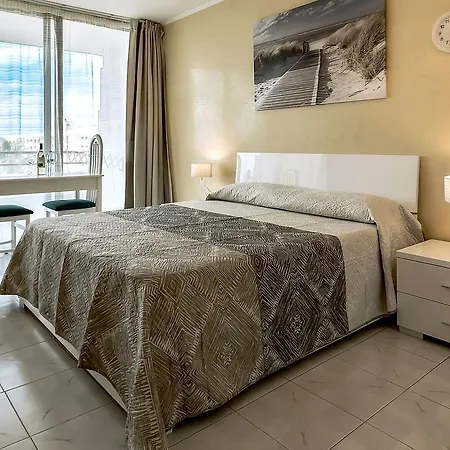 Olympia With Ocean View * 美洲海滩