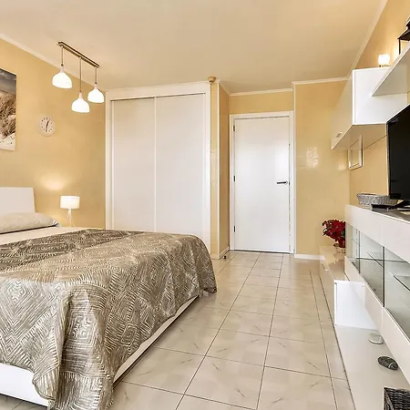 Apartment Olympia With Ocean View